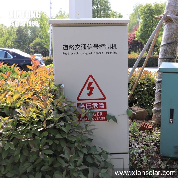 Traffic Light Controller For Road Traffic Light Control